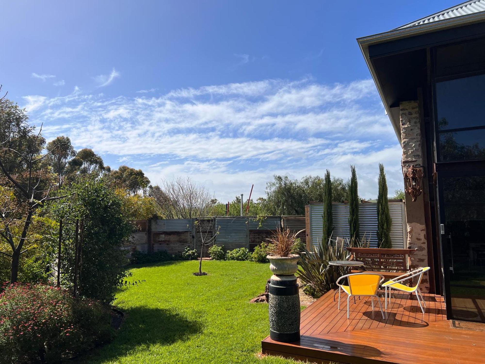 Bed and Breakfast The Old Chaff Mill Organic Vineyard Retreat Sellicks Hill Экстерьер фото